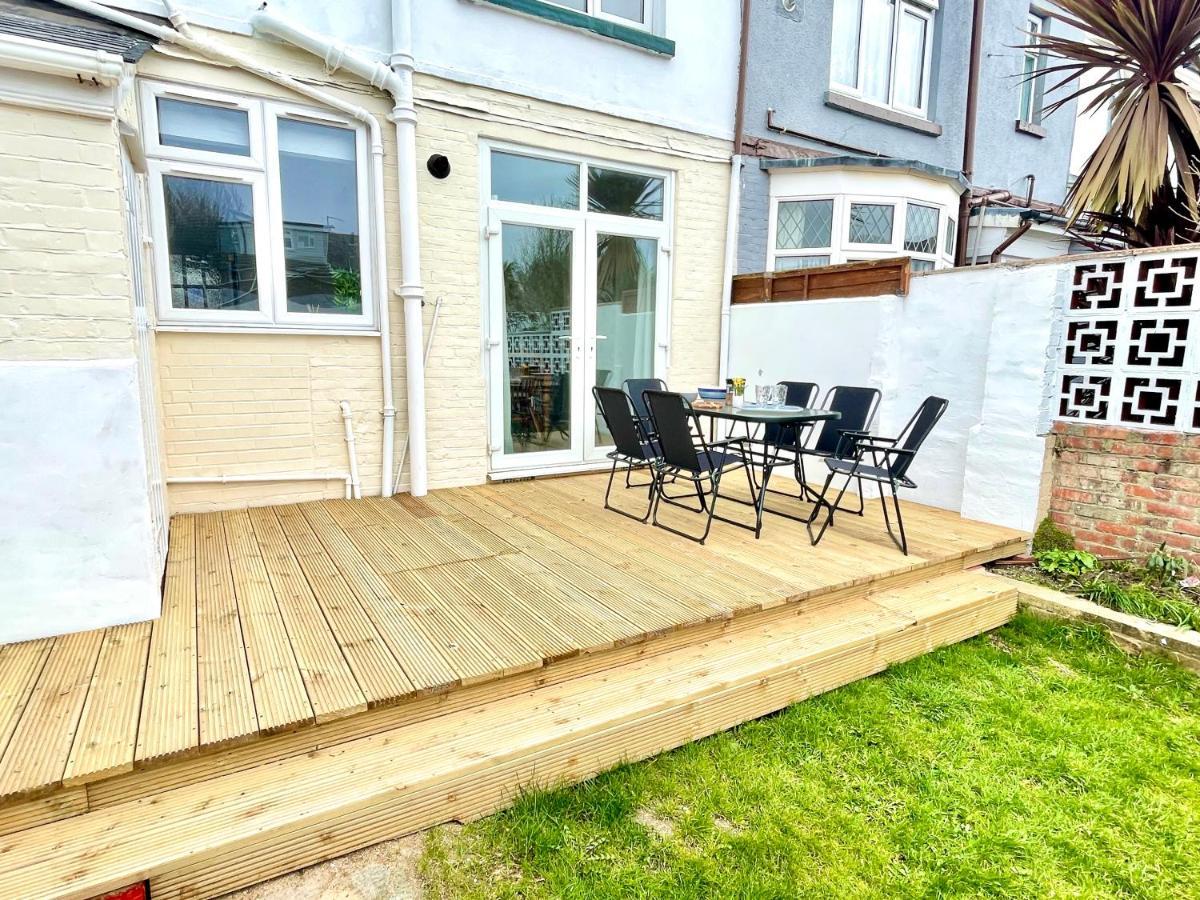 Portsmouth 3 Bedroom Getaway, Sleeps 6 Exterior photo