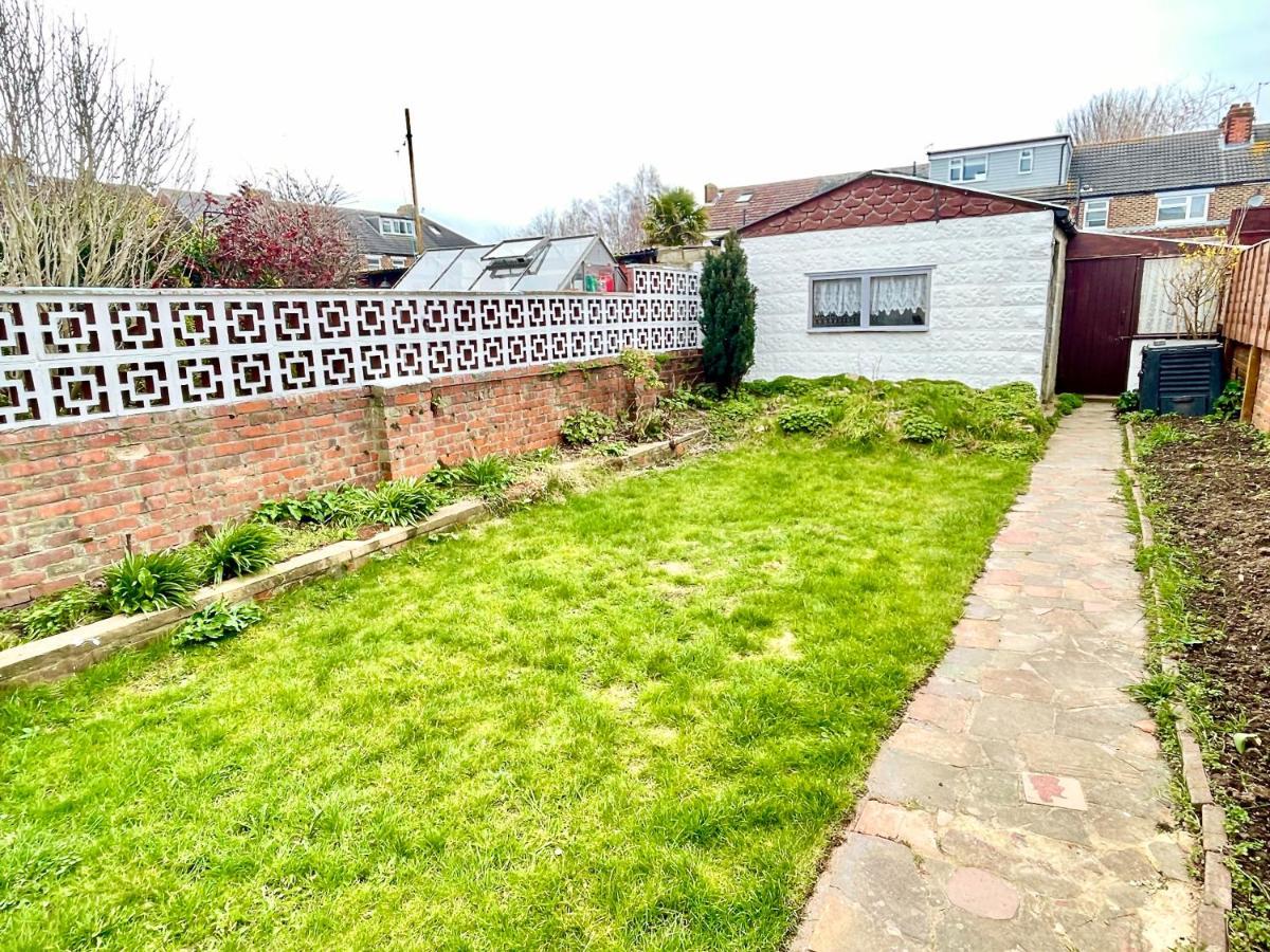 Portsmouth 3 Bedroom Getaway, Sleeps 6 Exterior photo
