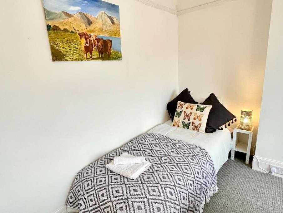Portsmouth 3 Bedroom Getaway, Sleeps 6 Exterior photo