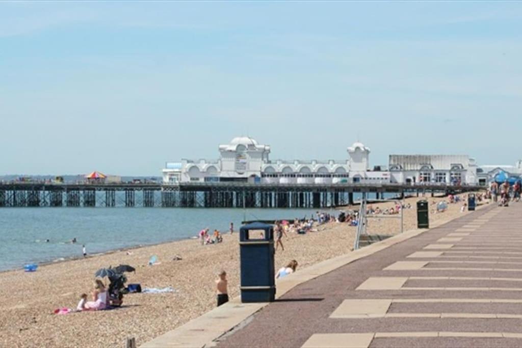 Portsmouth 3 Bedroom Getaway, Sleeps 6 Exterior photo