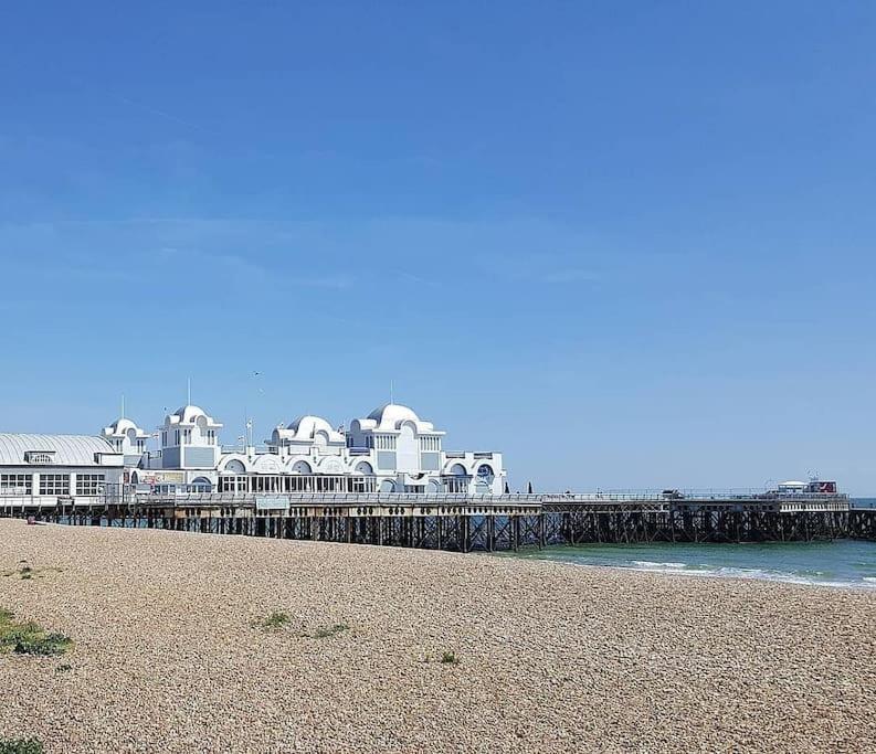 Portsmouth 3 Bedroom Getaway, Sleeps 6 Exterior photo